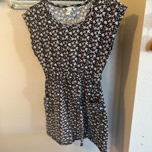 Forever 21 girls summer dress with pockets